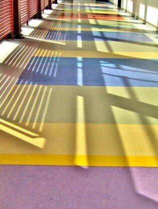 Floor g9368f46f7 640